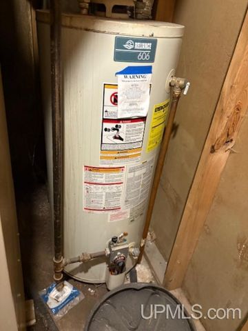 505 W Southland Avenue, Ironwood, MI 49938