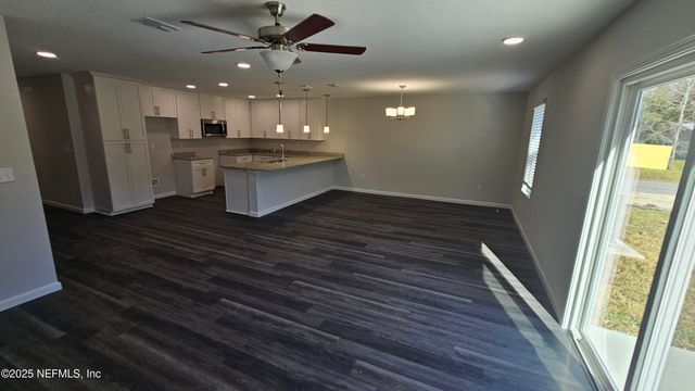 6009 SHINDLER Drive, Jacksonville, FL 32222