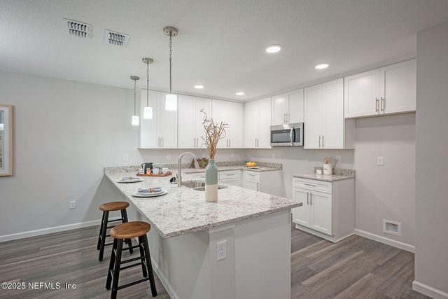 6009 SHINDLER Drive, Jacksonville, FL 32222