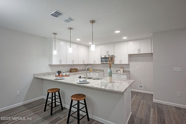 6009 SHINDLER Drive, Jacksonville, FL 32222