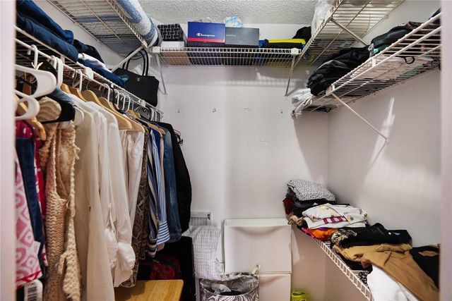 2650 NW 49th Avenue 320, Lauderdale Lakes, FL 33313