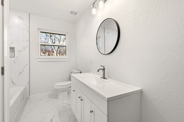 1117 Wade Drive, Bedford, TX 76022