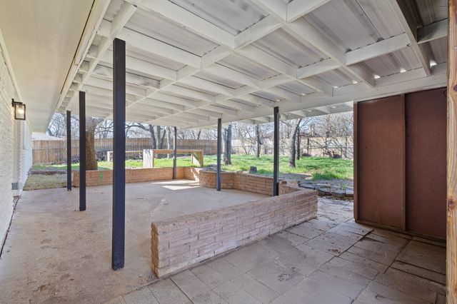 1117 Wade Drive, Bedford, TX 76022