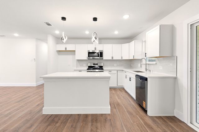 1117 Wade Drive, Bedford, TX 76022