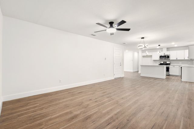 1117 Wade Drive, Bedford, TX 76022