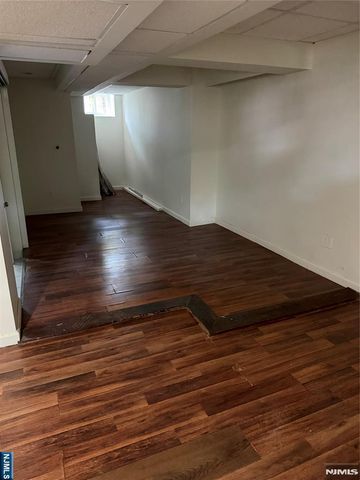 110 Romaine Place, Leonia, NJ 07605