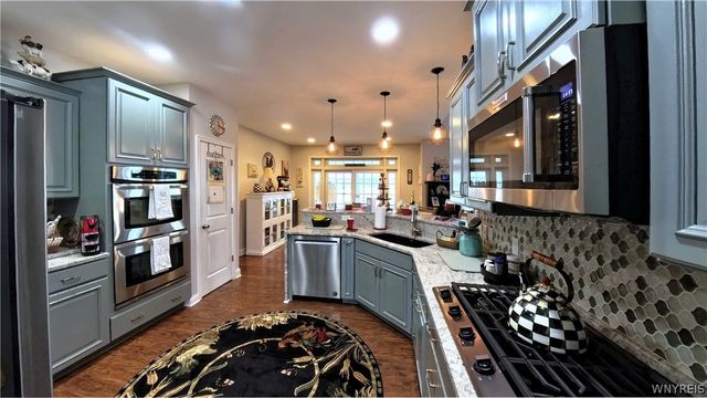 3629 Moyer Road, Wheatfield, NY 14120