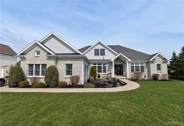 3629 Moyer Road, Wheatfield, NY 14120