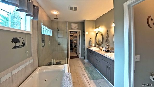 3629 Moyer Road, Wheatfield, NY 14120