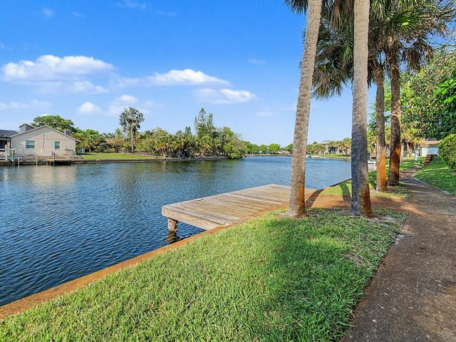 6321 NEWTOWN CIRCLE 21B8, Tampa, FL 33615