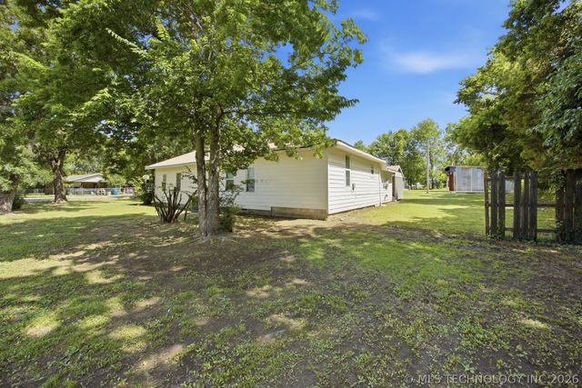 175 NW 3rd, Krebs, OK 74554