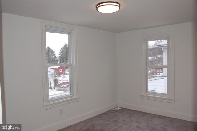 117 N ROBESON ST, Robesonia, PA 19551
