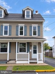117 N ROBESON ST, Robesonia, PA 19551