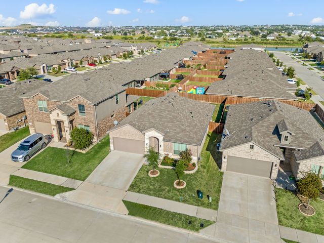 11308 Guinness Drive, Fort Worth, TX 76052