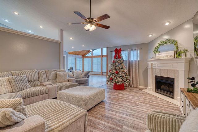 3634 Grinell Drive, Evansville, IN 47711