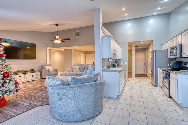 3634 Grinell Drive, Evansville, IN 47711