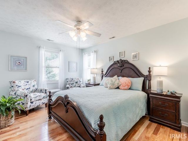 3212 Roselawn Drive, Evansville, IN 47711