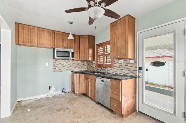 266 44TH AVENUE, St Pete Beach, FL 33706