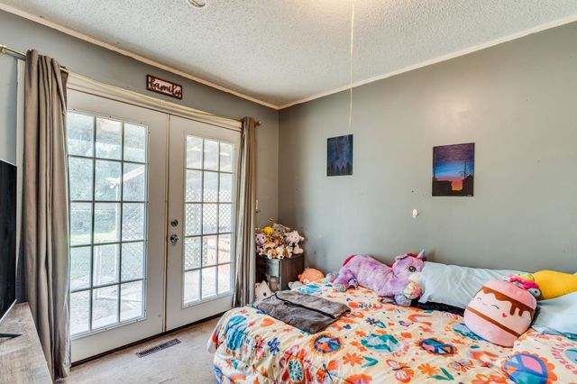 110 E 10th, El Dorado, KS 67042