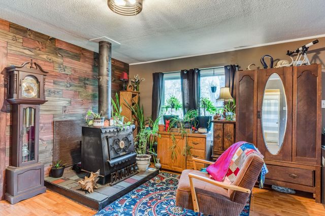 110 E 10th, El Dorado, KS 67042