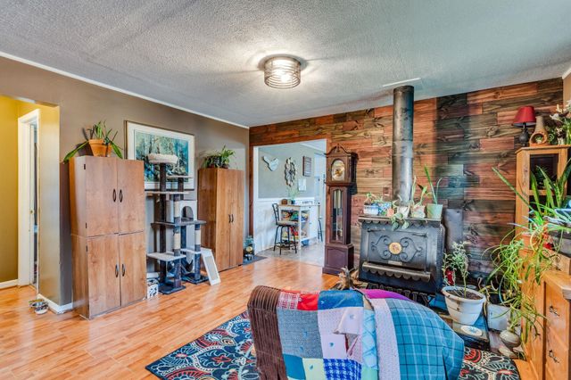 110 E 10th, El Dorado, KS 67042