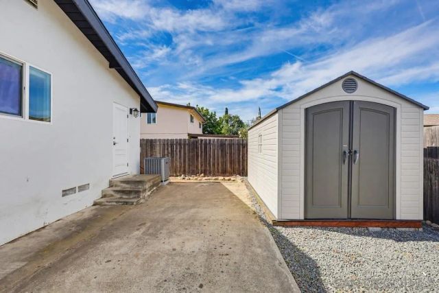 7320 Sono Place, La Mesa, CA 91941