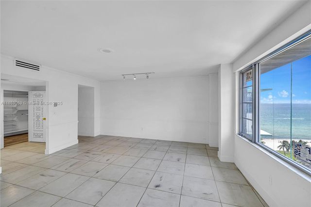 5255 Collins Ave 14D, Miami Beach, FL 33140