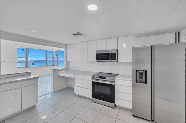 5255 Collins Ave 14D, Miami Beach, FL 33140