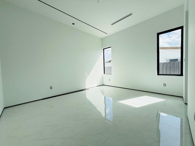 8966 SW 40th Terrace, Miami, FL 33165