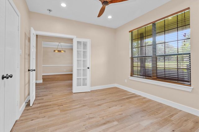 21 Ranch Road One, Willis, TX 77378
