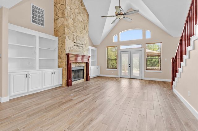 21 Ranch Road One, Willis, TX 77378