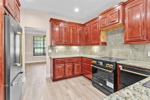 21 Ranch Road One, Willis, TX 77378