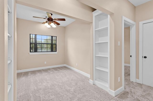 21 Ranch Road One, Willis, TX 77378