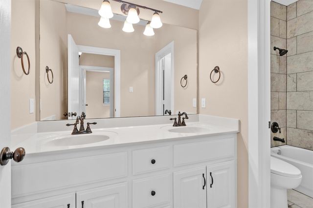 21 Ranch Road One, Willis, TX 77378