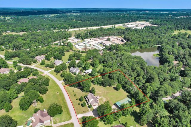 21 Ranch Road One, Willis, TX 77378