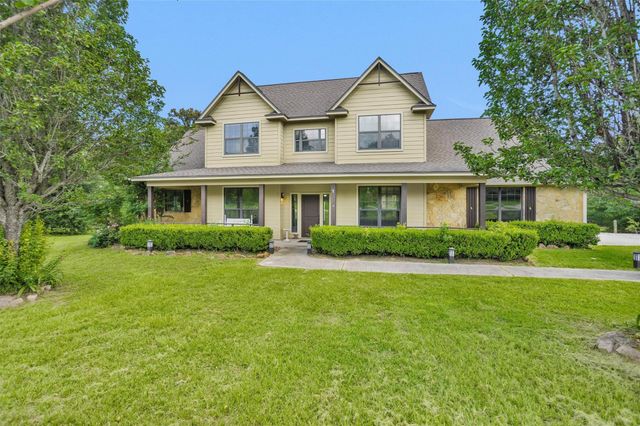 21 Ranch Road One, Willis, TX 77378