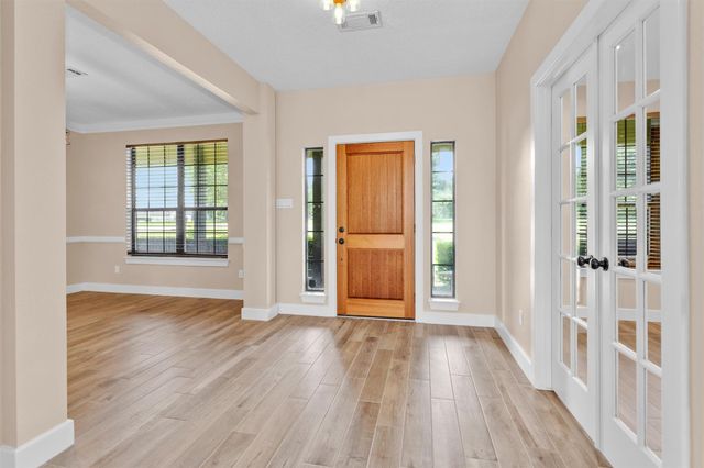 21 Ranch Road One, Willis, TX 77378