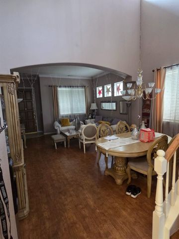 721 Tamarindo Way, Roseville, CA 95678