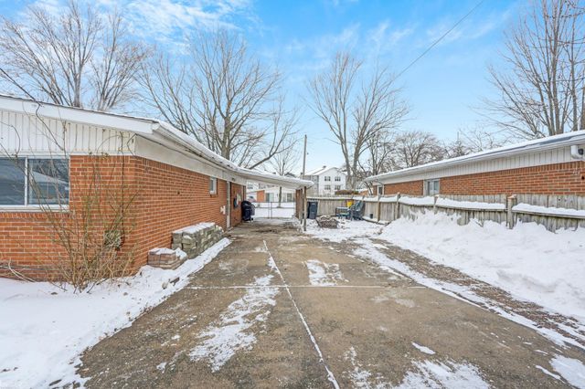 1714 Moulin Avenue, Madison Heights, MI 48071