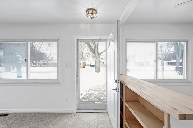 1714 Moulin Avenue, Madison Heights, MI 48071