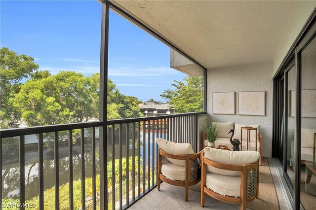 600 Neapolitan WAY 353, Naples, FL 34103