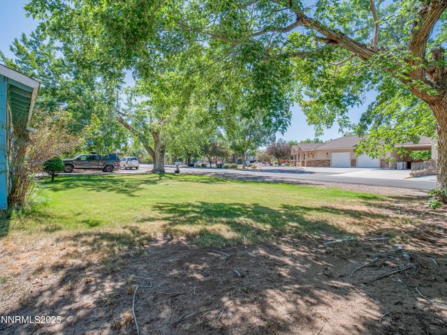 1332 Topaz Lane, Gardnerville, NV 89460