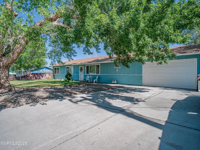 1332 Topaz Lane, Gardnerville, NV 89460