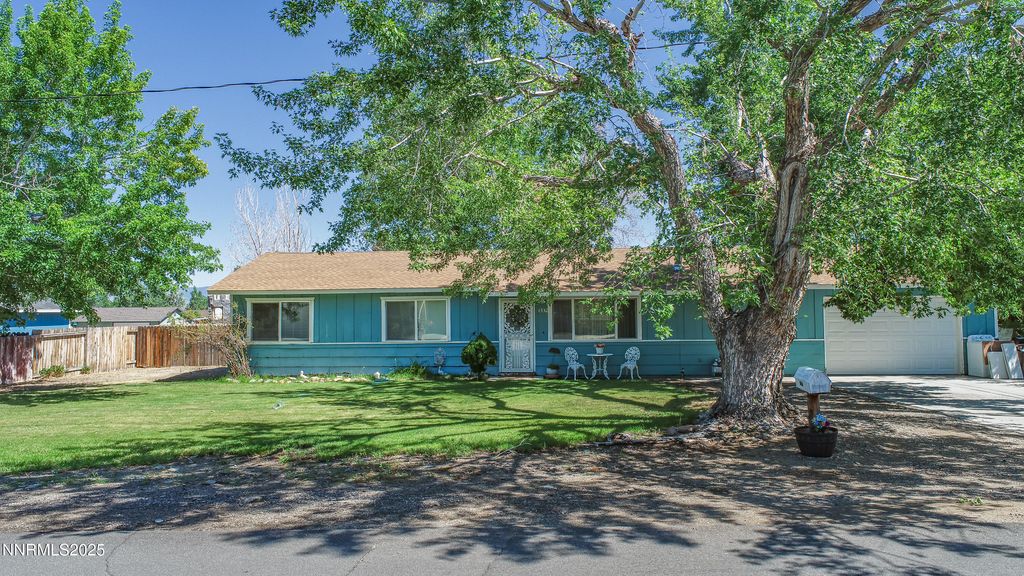 1332 Topaz Lane, Gardnerville, NV 89460
