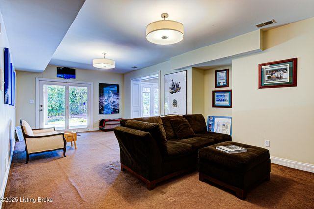 1730 Cherokee Terrace, Louisville, KY 40205