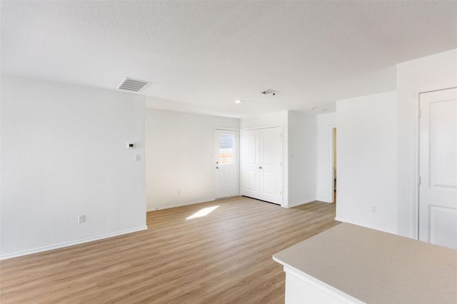 1125 Largemouth LN, Bastrop, TX 78602