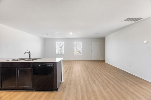 1125 Largemouth LN, Bastrop, TX 78602