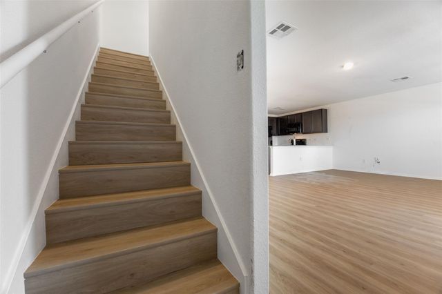 1125 Largemouth LN, Bastrop, TX 78602