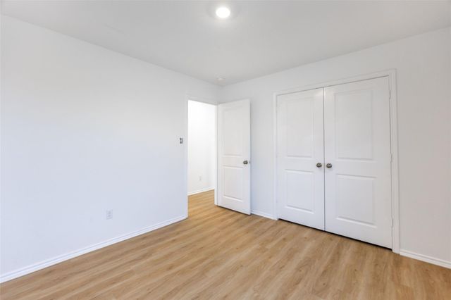 1125 Largemouth LN, Bastrop, TX 78602