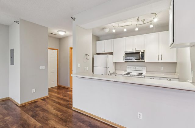 1320 SE Florence Drive 3U, Waukee, IA 50263